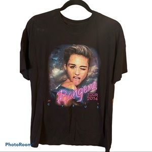 MILEY CYRUS 2014 Concert Tee GUC
